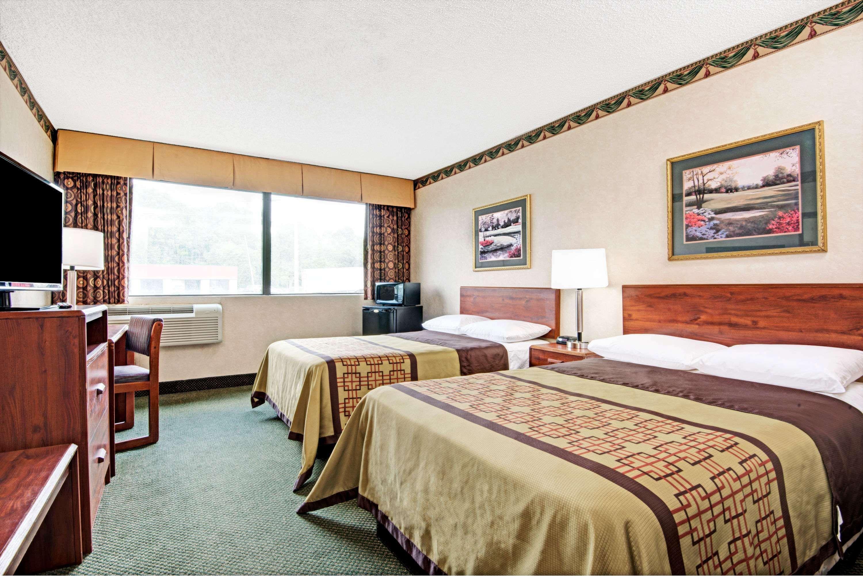 Hotel Super 8 By Wyndham Raleigh North East Exterior foto